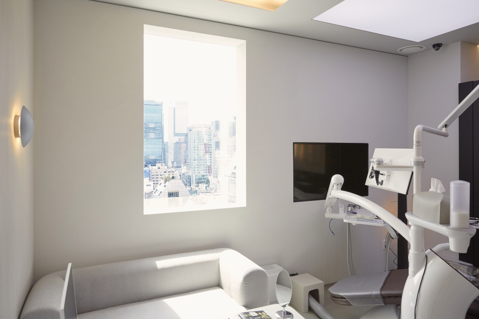Teeth Whitening in Seoul Korea: Options, Costs & What to Expect